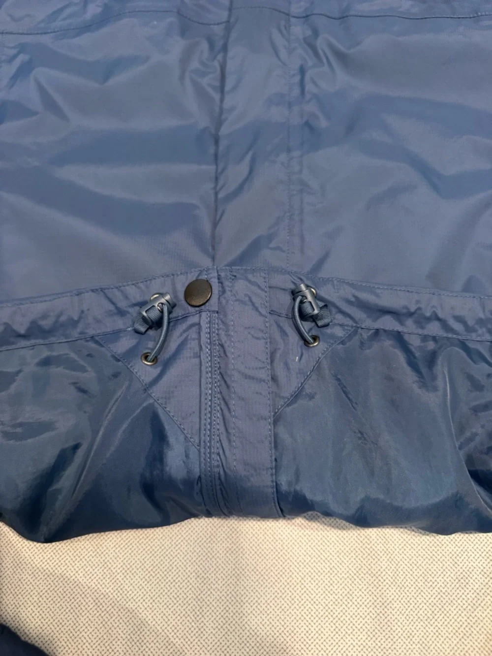 The North Face Men’s Venture 2 Hooded Rain Jacket (includes private logo) - Picture 8 of 8